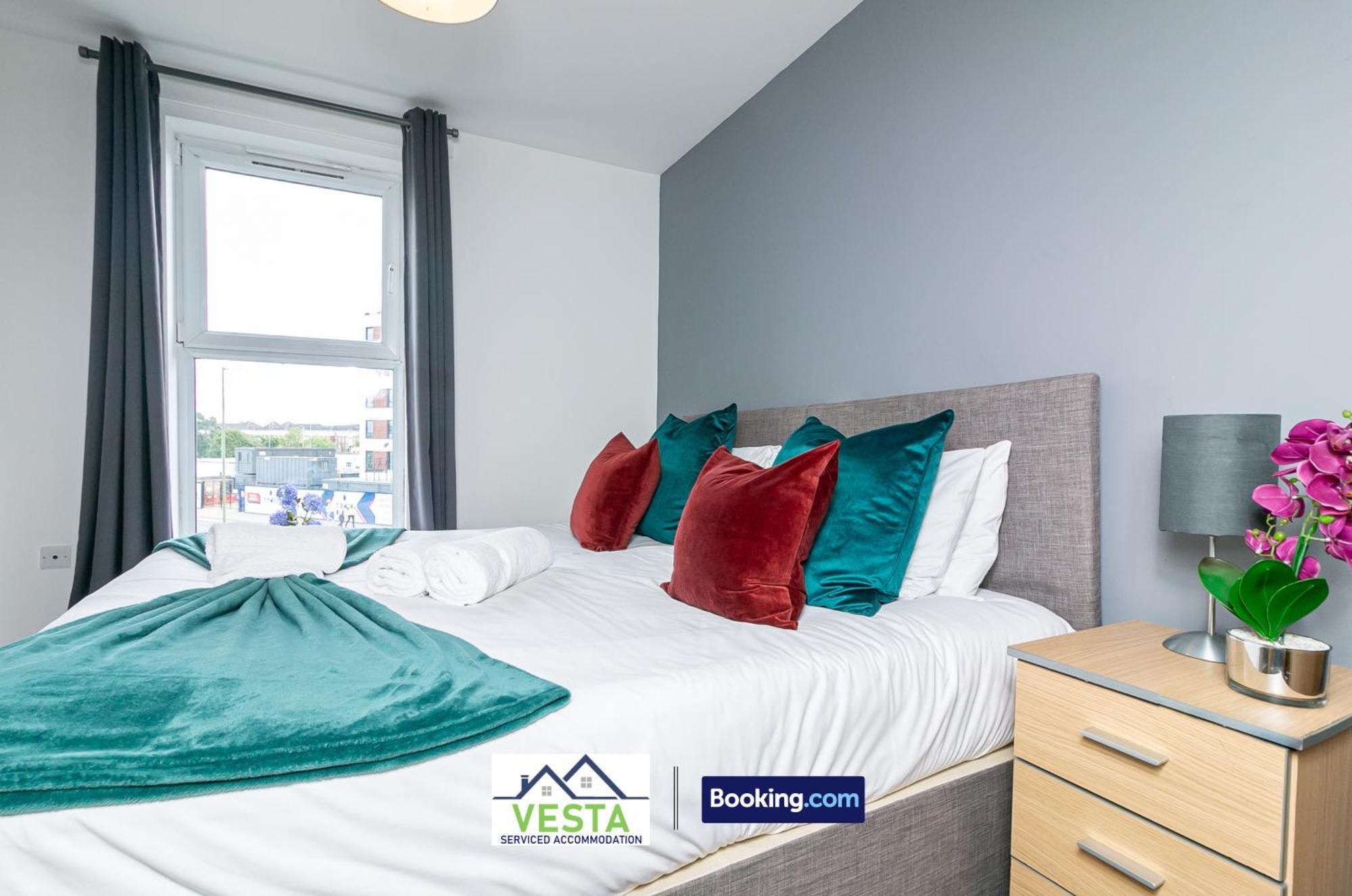Two Bedrooms Apartment By Vesta Serviced Accommodation & Short Lets Hatfield With Free Wifi Esterno foto