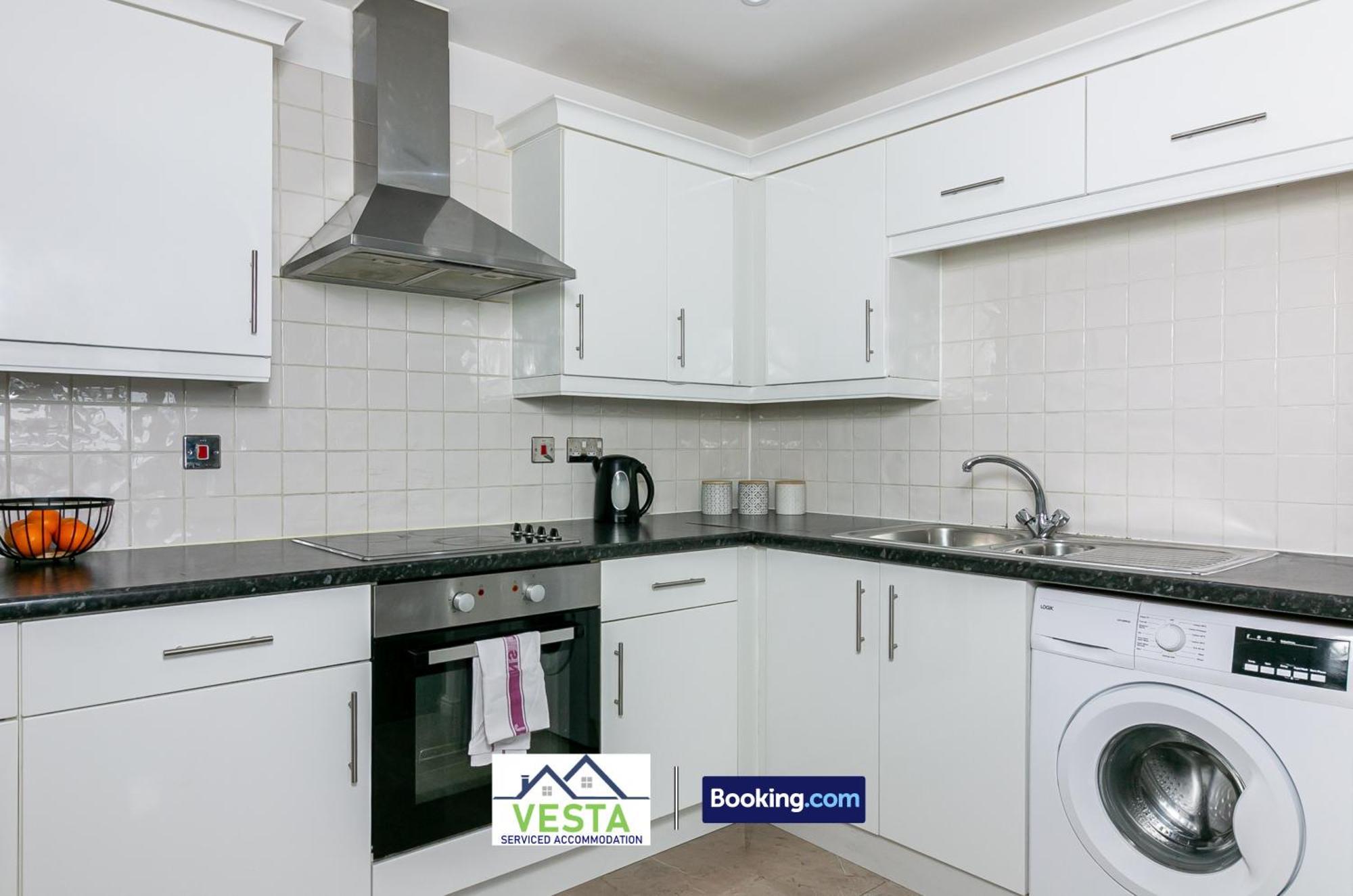 Two Bedrooms Apartment By Vesta Serviced Accommodation & Short Lets Hatfield With Free Wifi Esterno foto